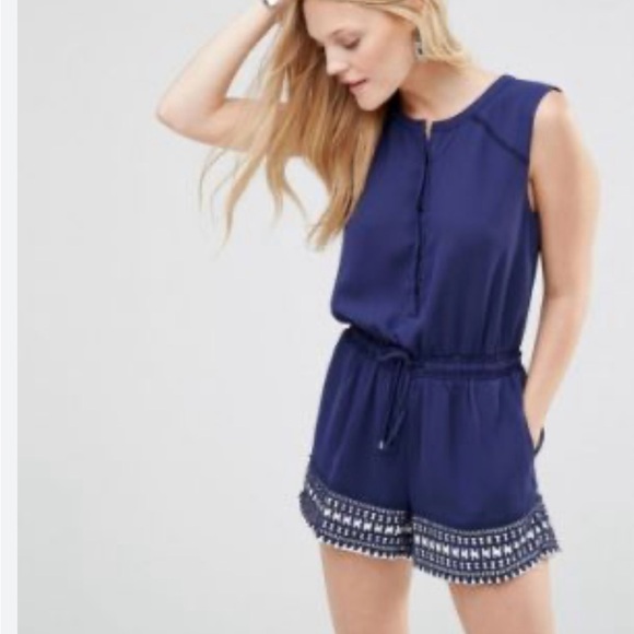 Greylin “Jemma” laser cut romper - Picture 1 of 5